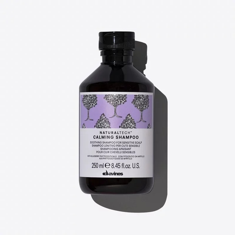 Davines Naturaltech Calming Shampoo 250ml，舒緩敏感頭皮用洗髮精，含藍莓植萃，適合乾癢、易紅敏感頭皮。